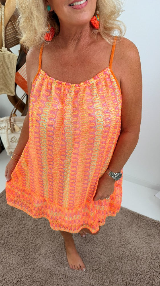 Kleid in Orange-Bunt mit Unterkleid (Größe 38–44)
