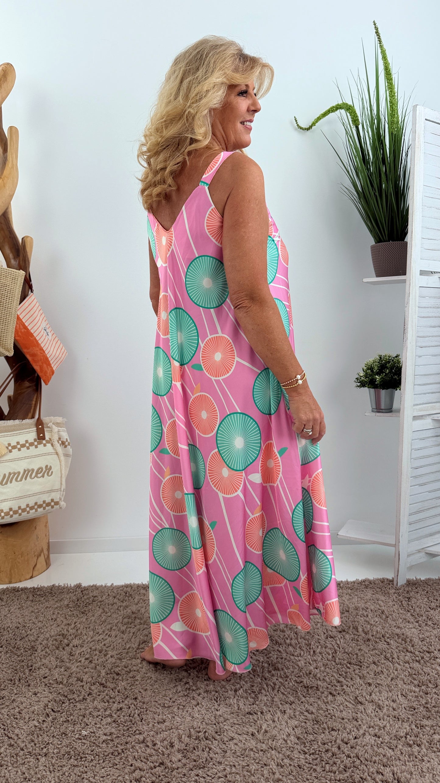 Elegantes Kleid in Candy-Rosa (38-46)