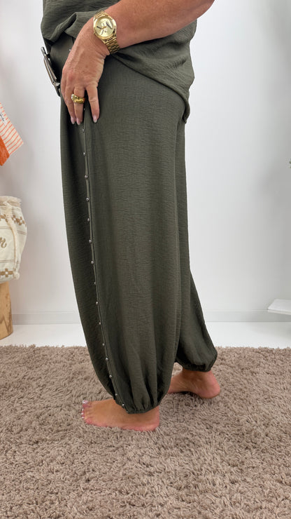 Hose in Khaki