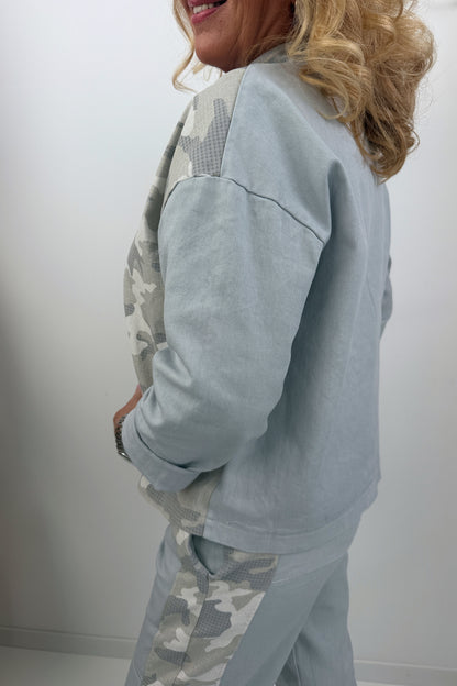 Trendige Camouflage Jacke in Hellgrau (40-44)