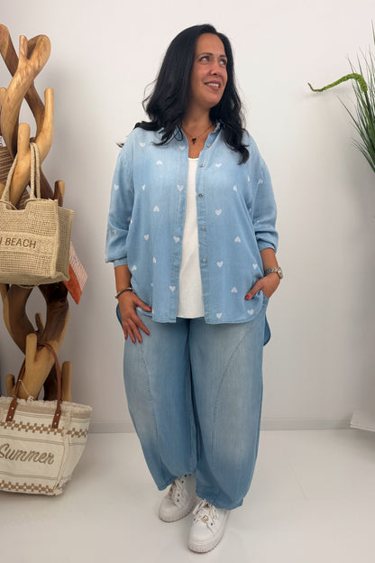 Feminine Bluse in Light Blue (40-46)