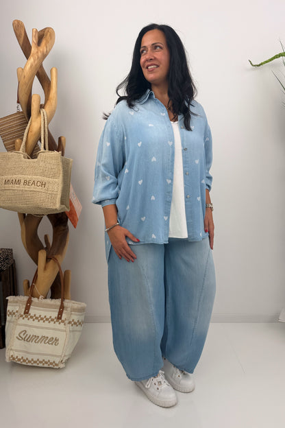 Feminine Bluse in Light Blue (40-46)