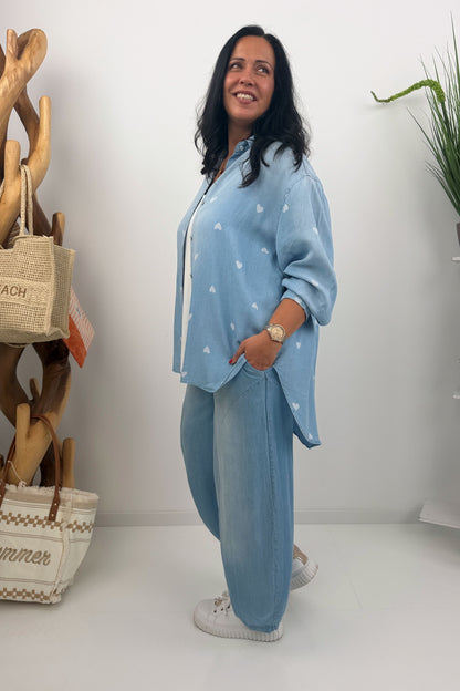 Feminine Bluse in Light Blue (40-46)