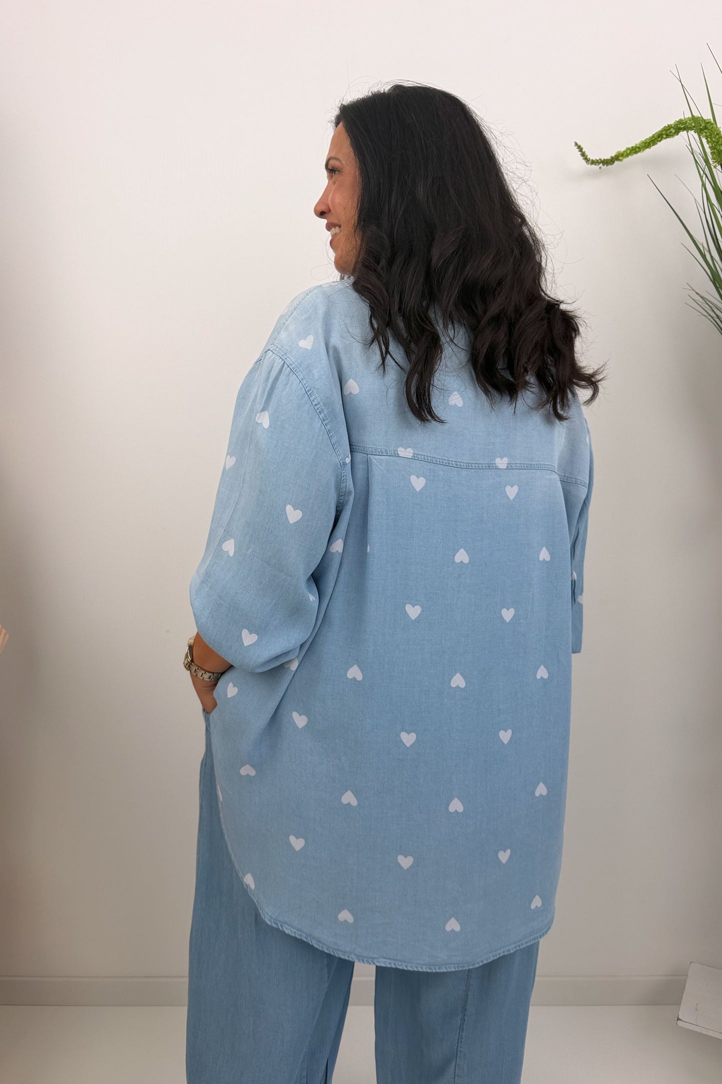 Feminine Bluse in Light Blue (40-46)