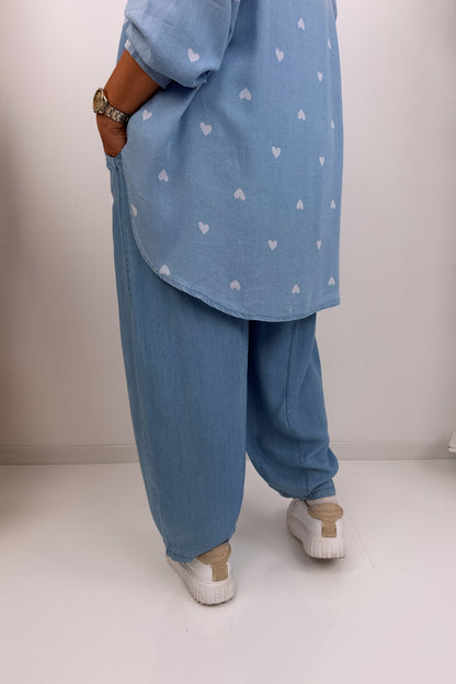 Lässig fallende Hose in Light Blue (38-44)