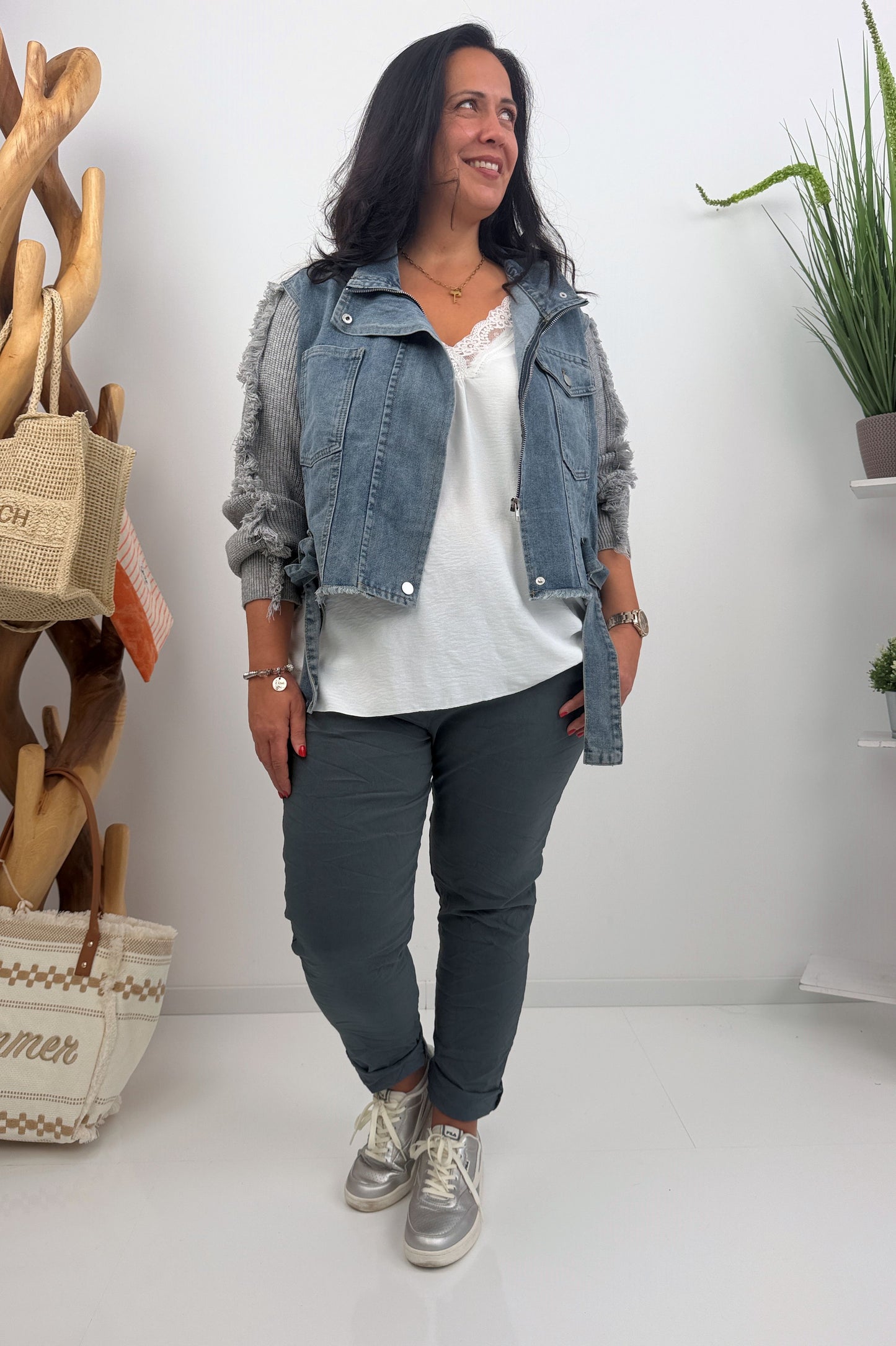 Lässige Jeansjacke in Grey Blue (38-44)