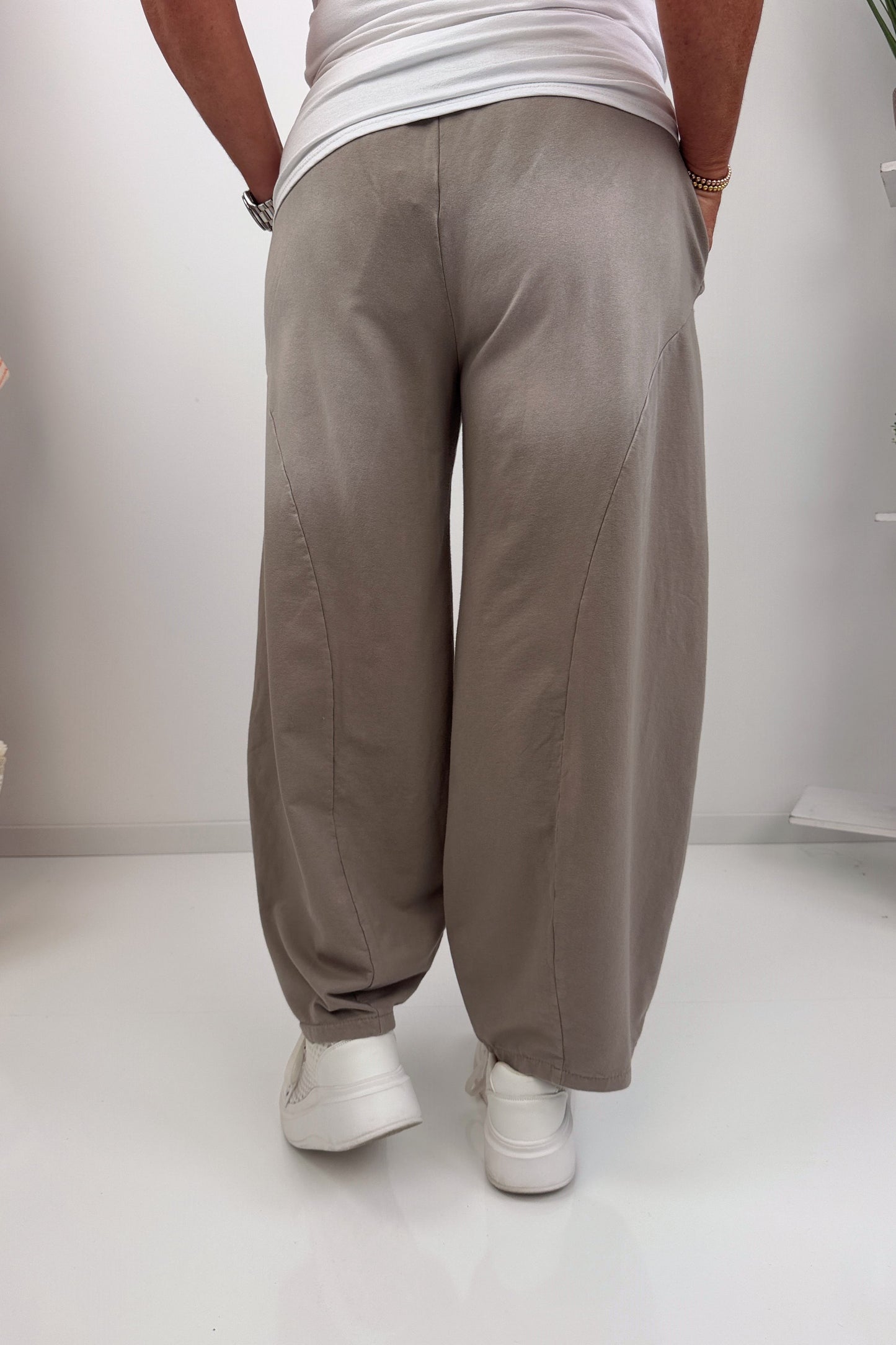 Stylische Hose in Beige (38-42)