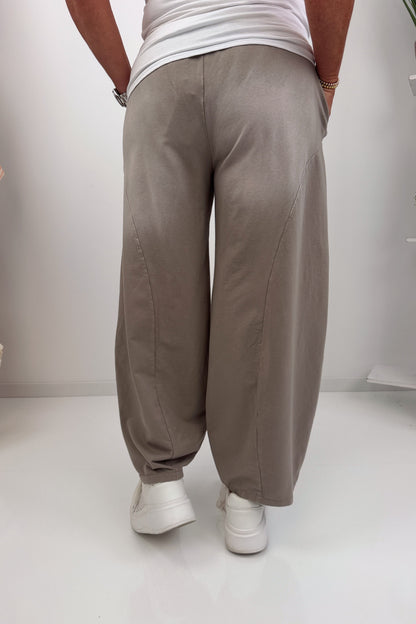 Stylische Hose in Beige (38-42)