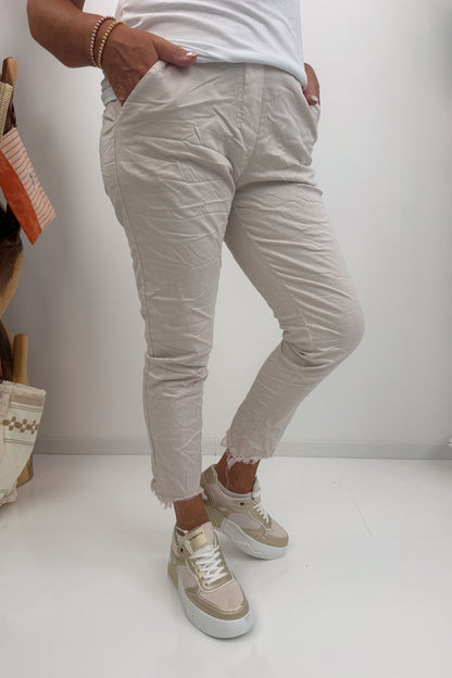 Stylische Joggpant in Beige (38-42)