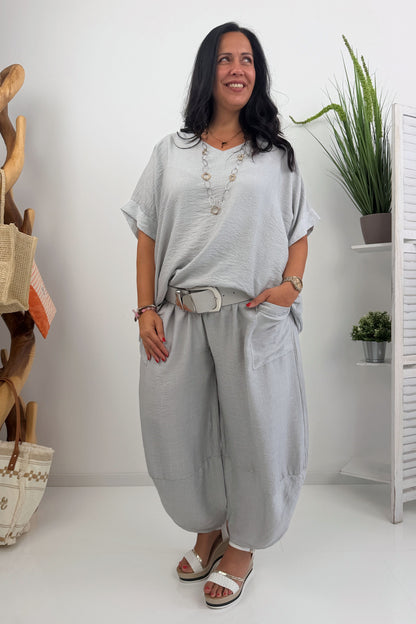 Modische Hose in Grau (44-48)