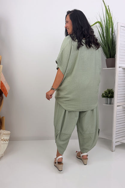 Elegantes Blusenshirt in Salbei (42-48) LIEFERDATUM 04.08.2026