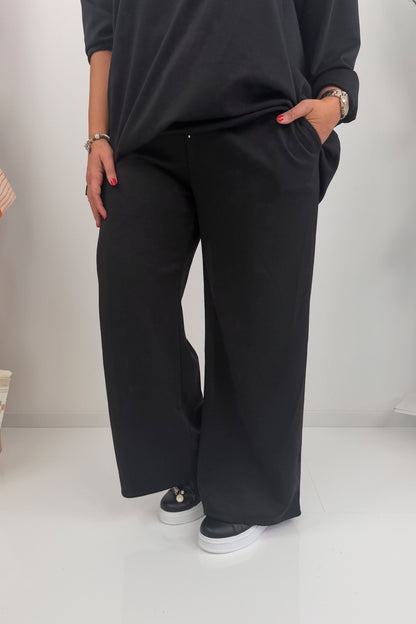 Stilvoller zweiteiliger Anzug in Schwarz Hose und Oberteil (42-46)