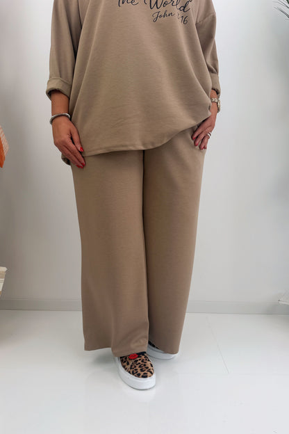 Stilvoller zweiteiliger Anzug in Beige Hose und Oberteil (42-46)