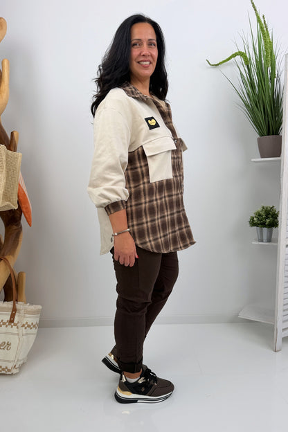 Modische karierte Jacke in Beige (40-46)