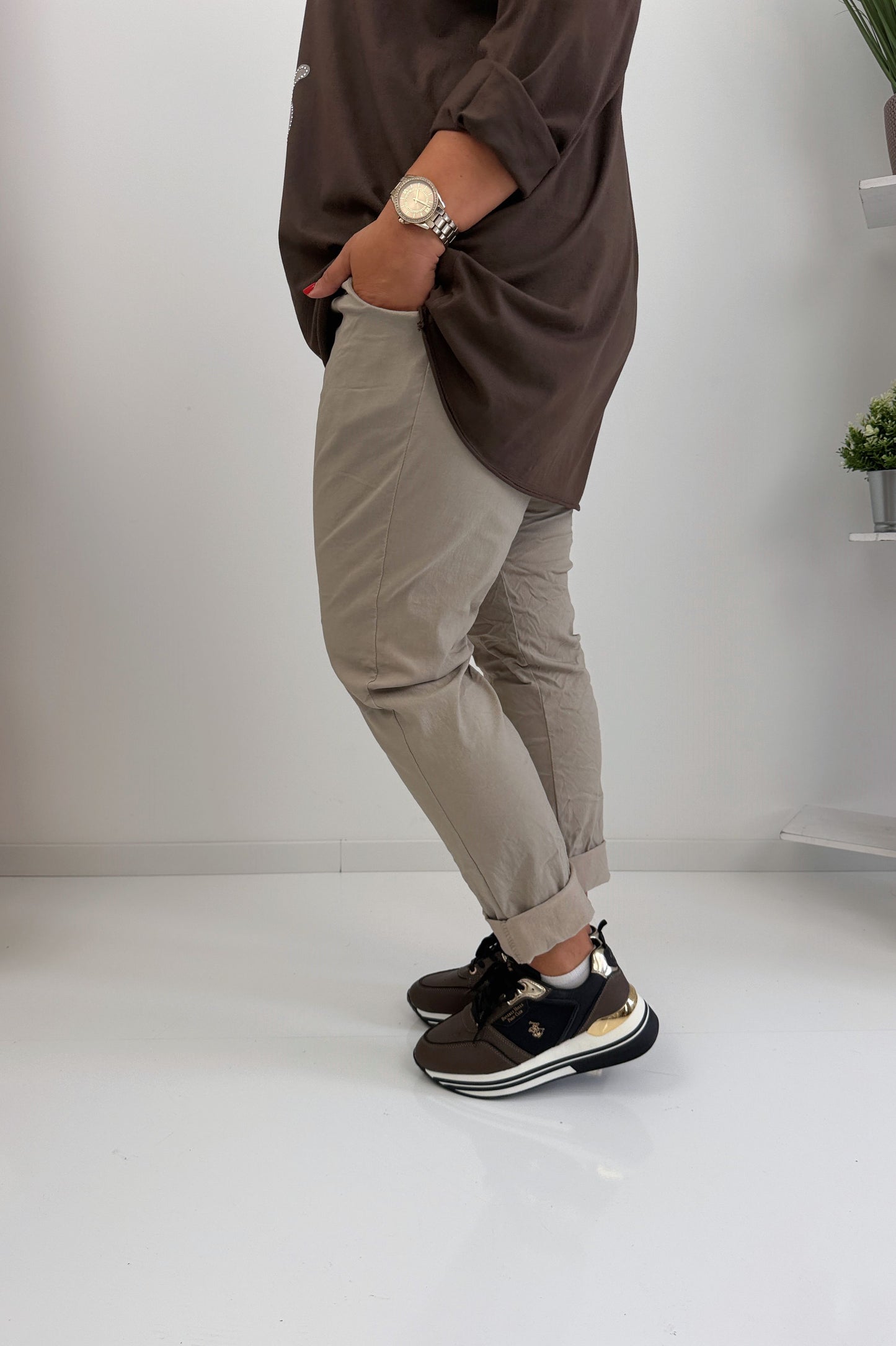Bequeme Joggpant in Taupe (40-46)