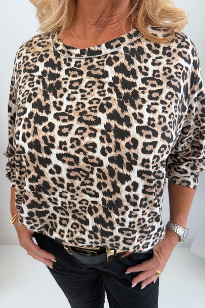 Trendiges Shirt im angesagten Leo-Design (40-46)