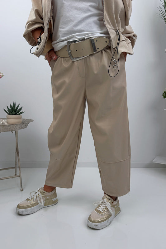 Kunstleder-Hose in elegantem Beige (38-42)