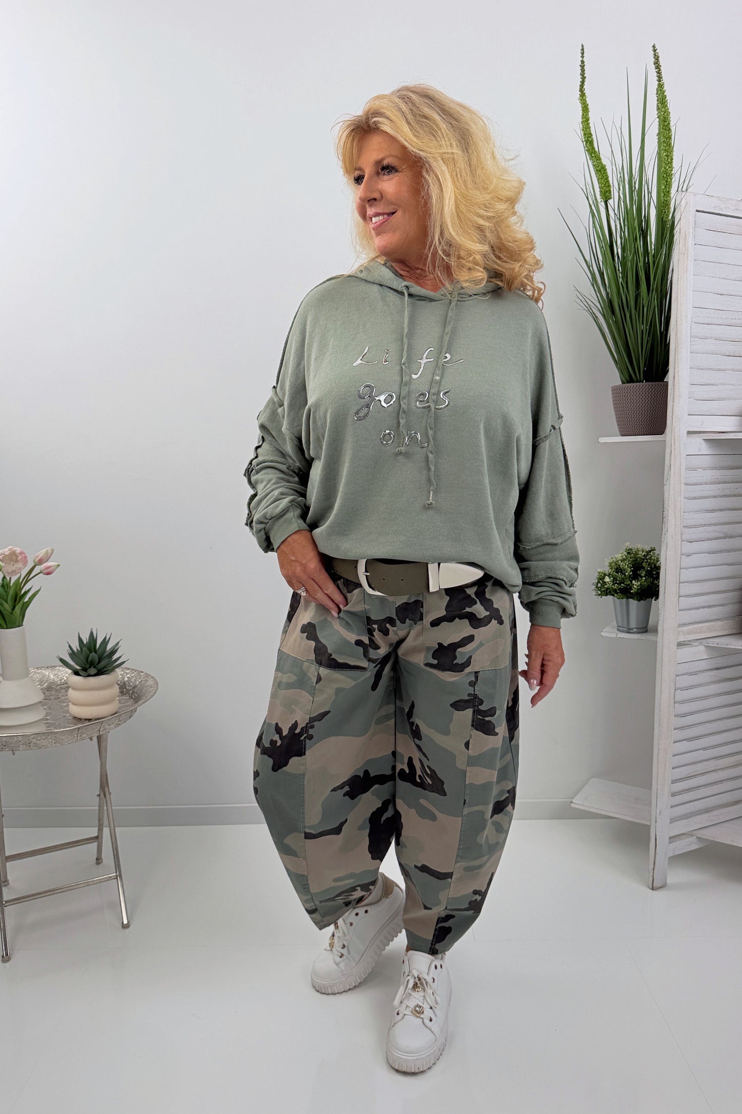 Modische Hose im angesagten Khaki-Camouflage-Look (38-42)