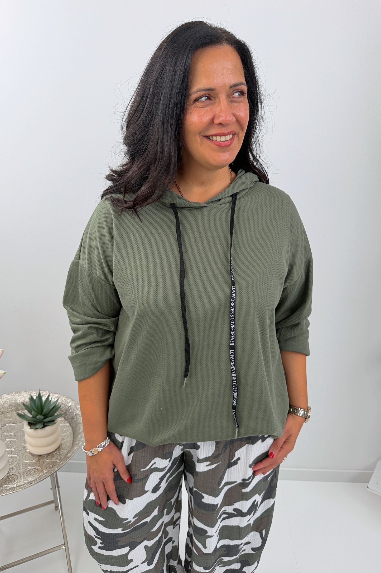 Stilvolles Sweatshirt in Military Green (42-46)