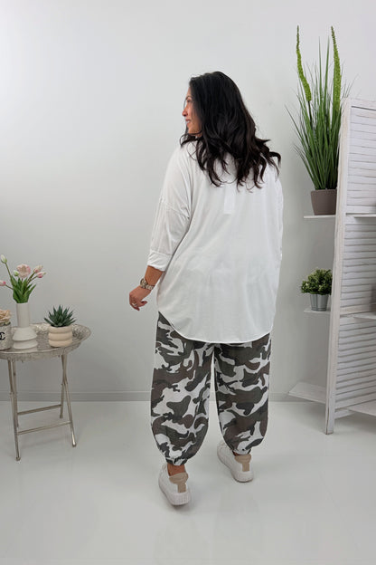 Longshirt in klassischem Weiß mit modernem Schnitt (42-46/48)
