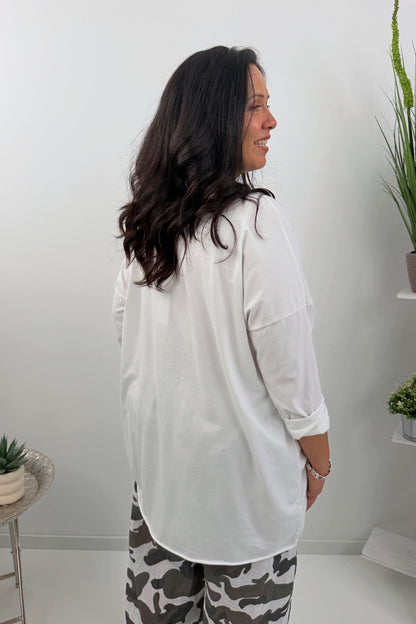 Longshirt in klassischem Weiß mit modernem Schnitt (42-46/48)