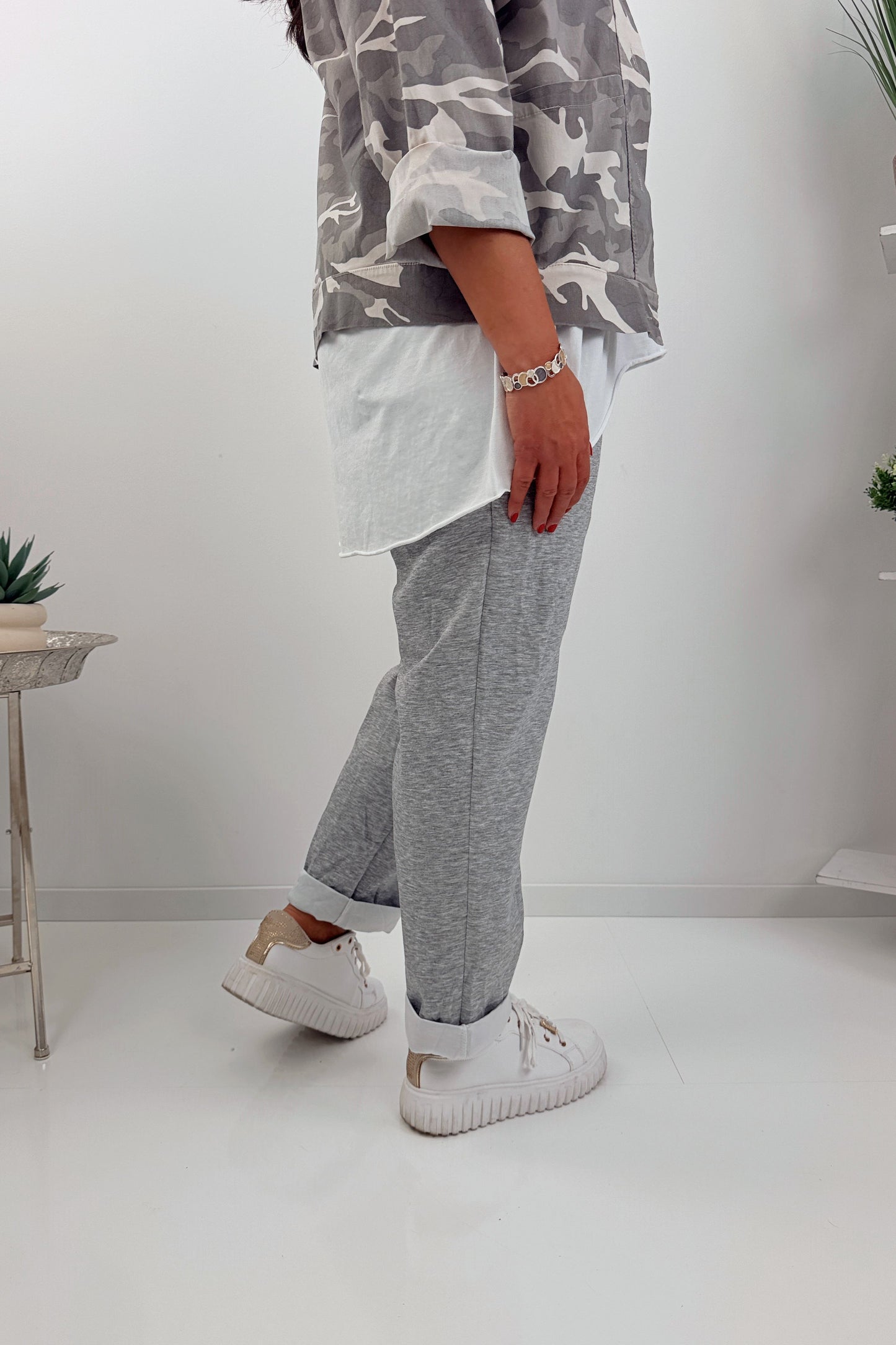 Bequeme Joggpant in Hellgrau (42-46)