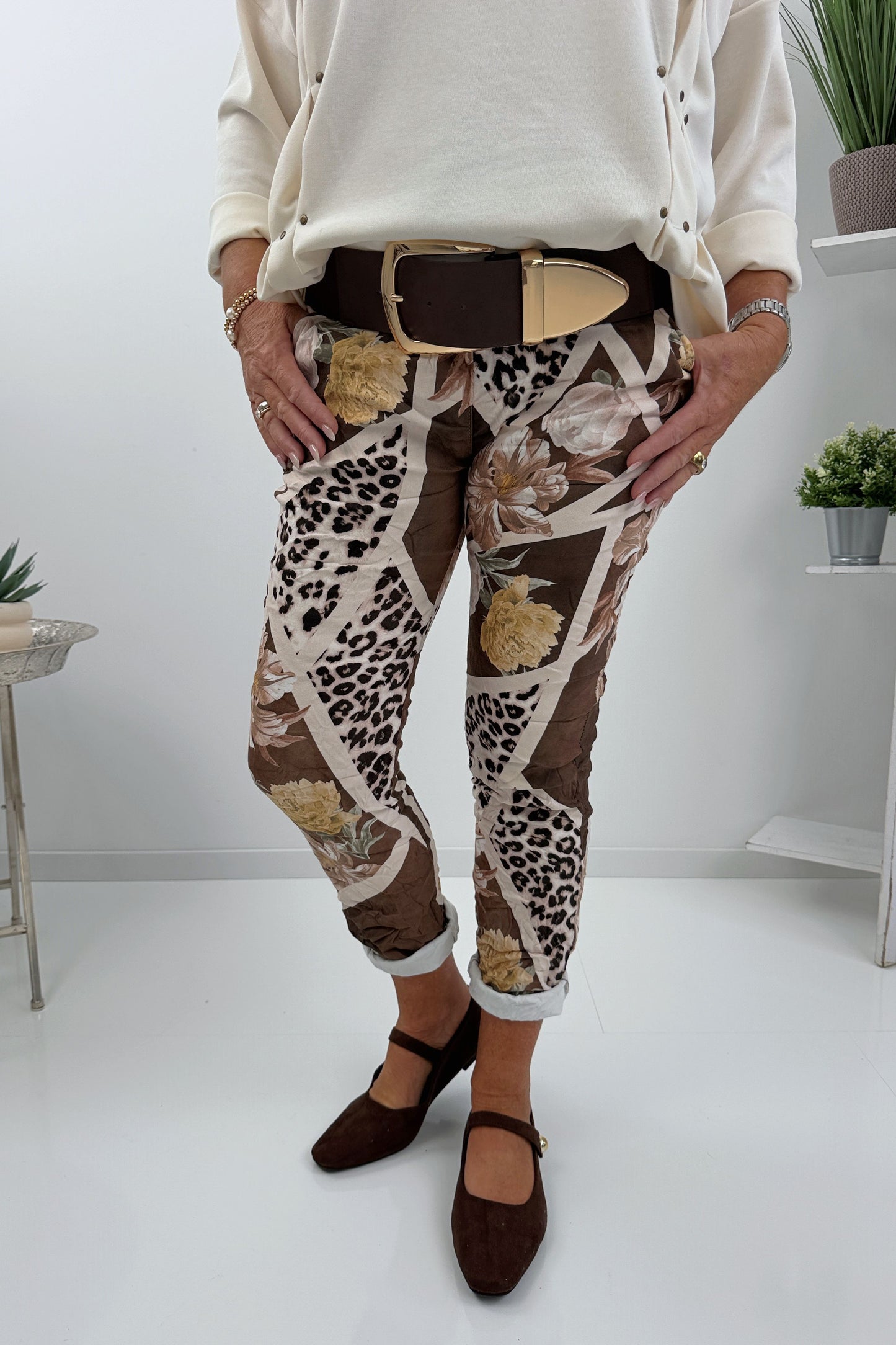 Joggpant im außergewöhnlichen Chocolate-Bunt-Design (38-42)