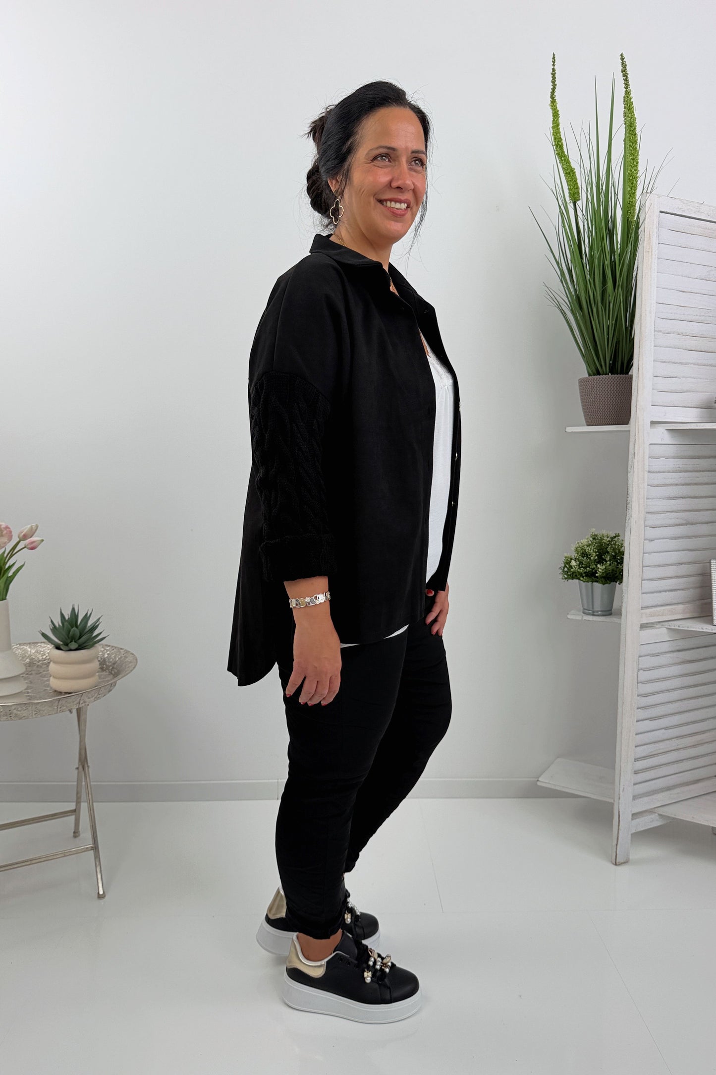 Elegantes Hemd in klassischem Schwarz (42-46)