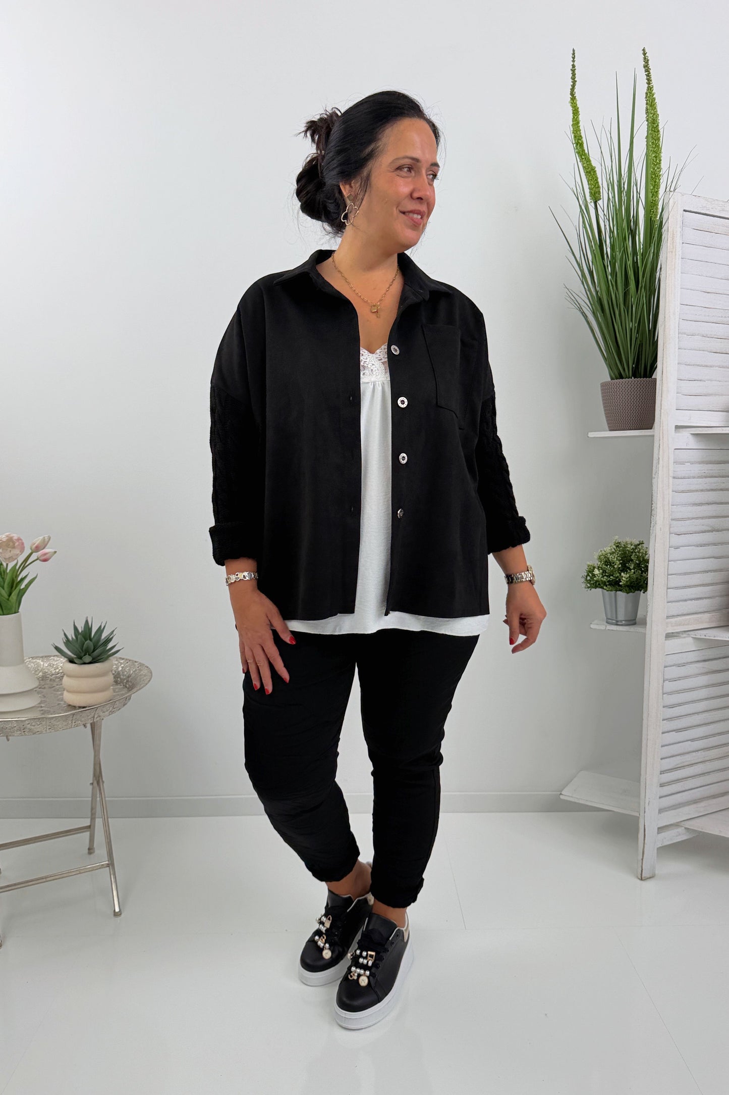 Elegantes Hemd in klassischem Schwarz (42-46)