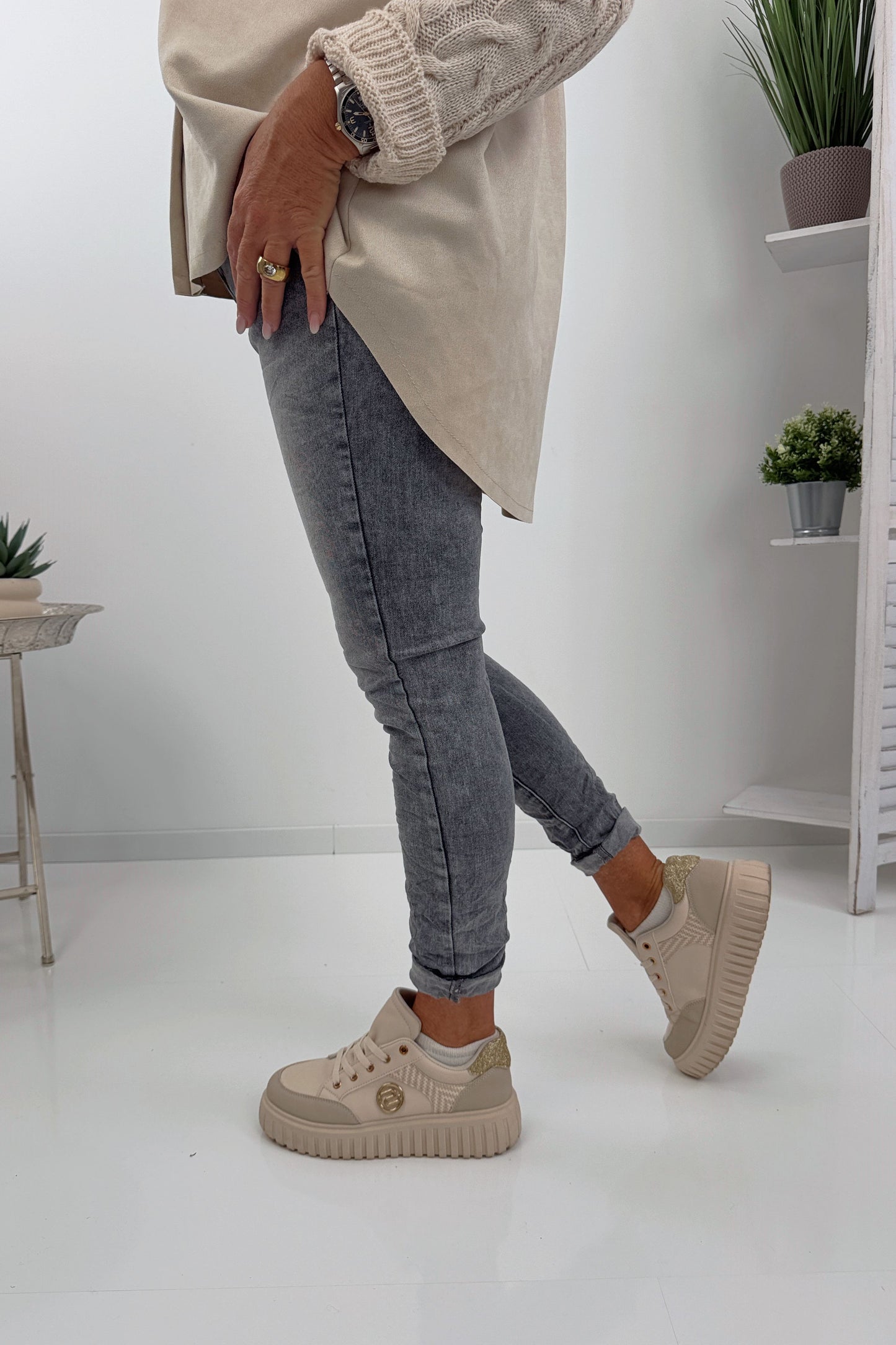 Modische Jeans in Grey Stone Wash (S,M,L,XL)