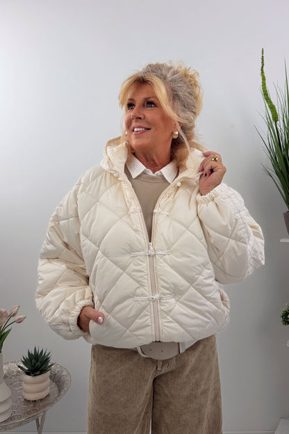 Stylische Steppjacke in Ecru (38-44)