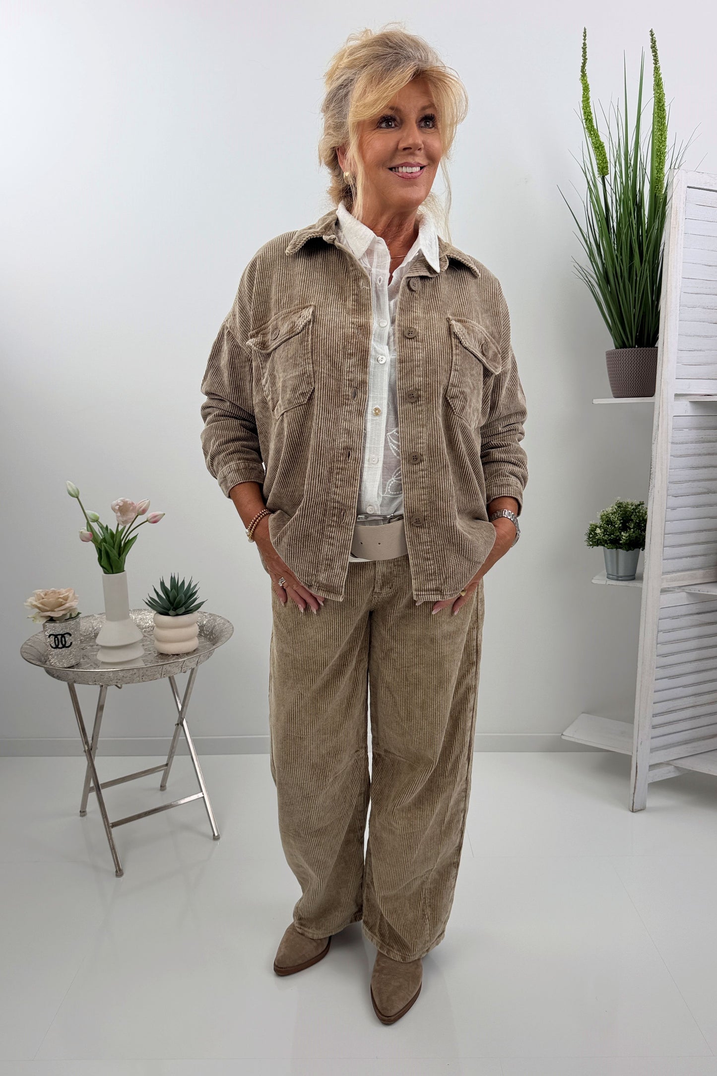 Modische Cordhose (38-42)