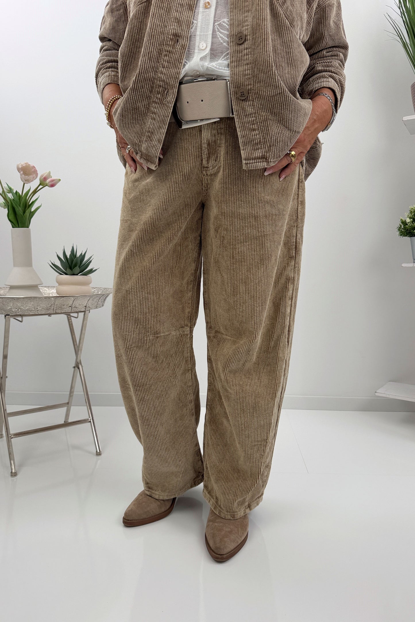 Modische Cordhose (38-42)