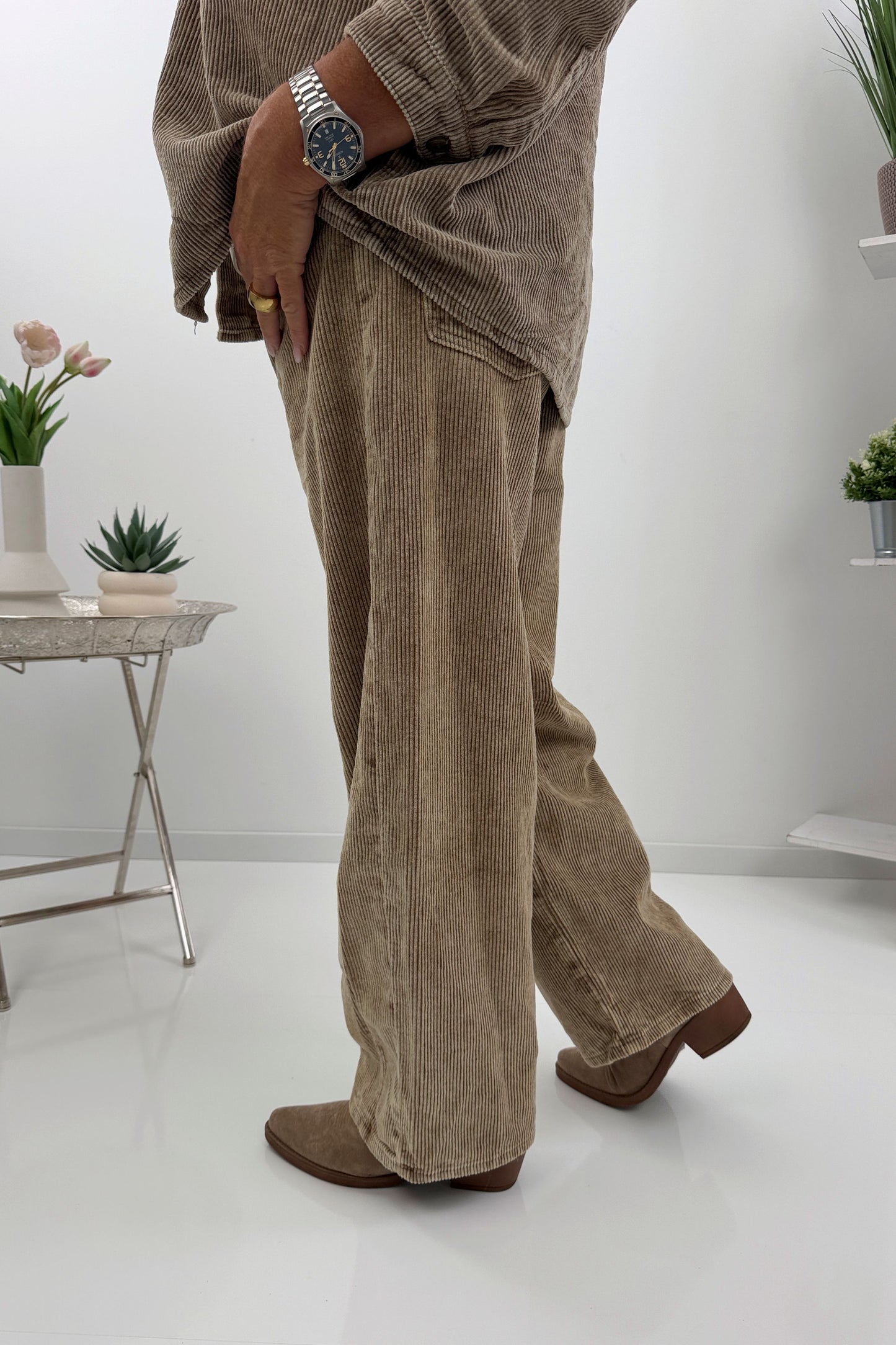 Modische Cordhose (38-42)