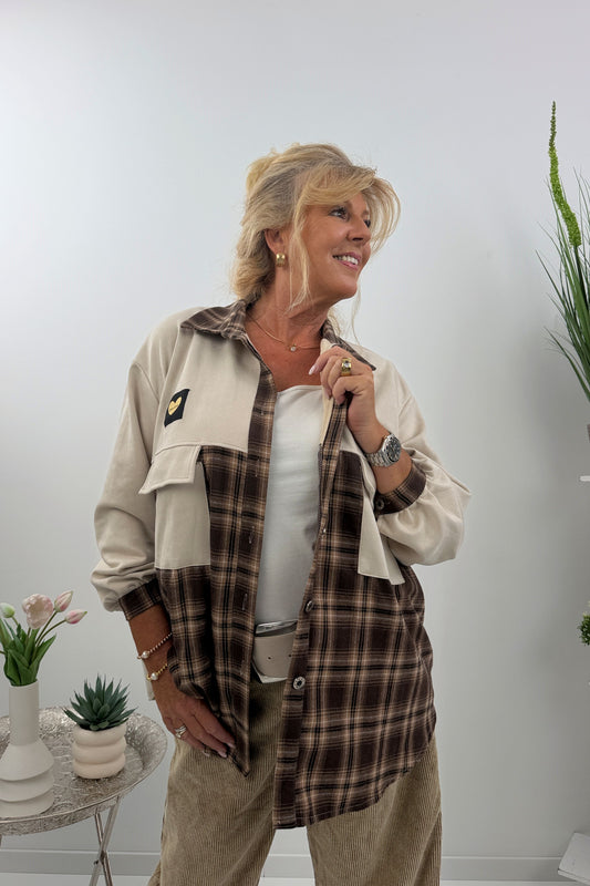 Modische karierte Jacke in Beige (40-46)