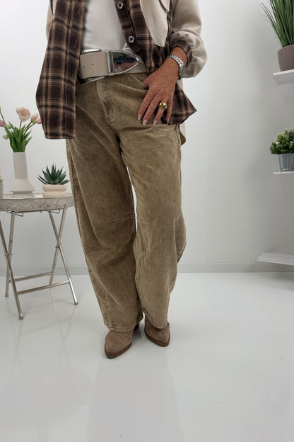 Modische Cordhose (38-42)