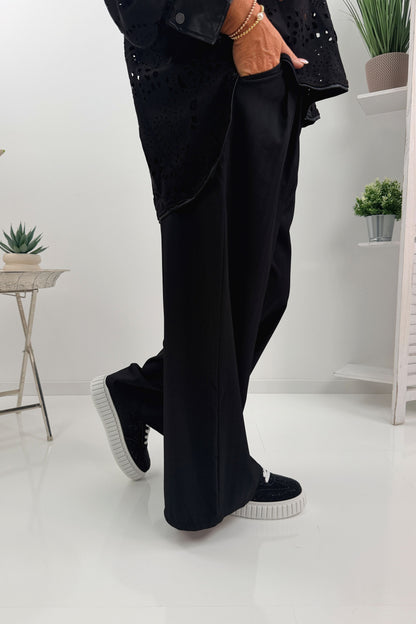 Stylische Hose in Schwarz (38-42)