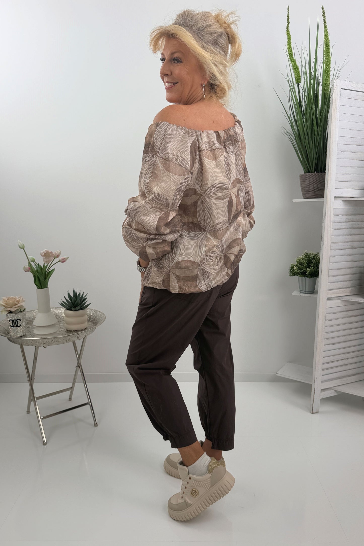 Bluse mit Stylischen Muster in Beige (38-44)