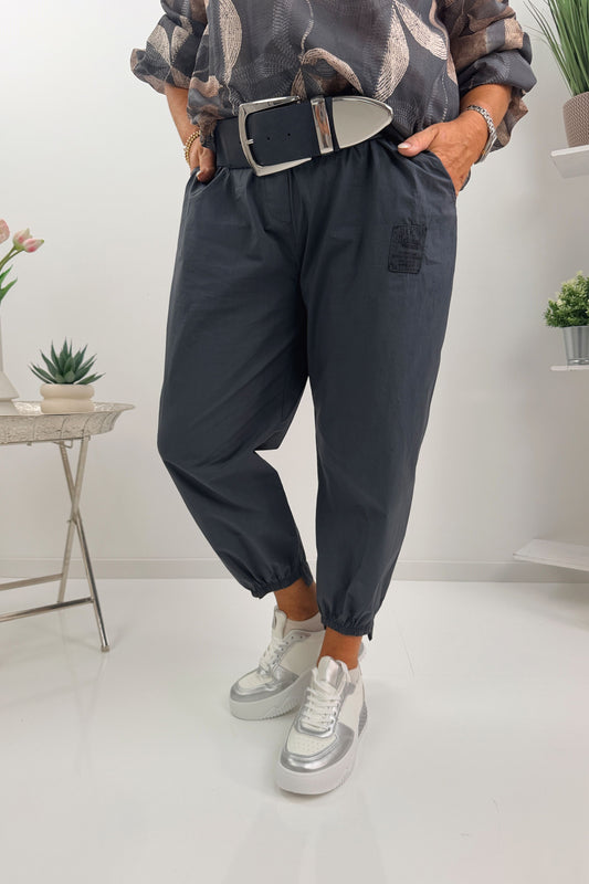 Moderne Jogpant in Grau (38-42)