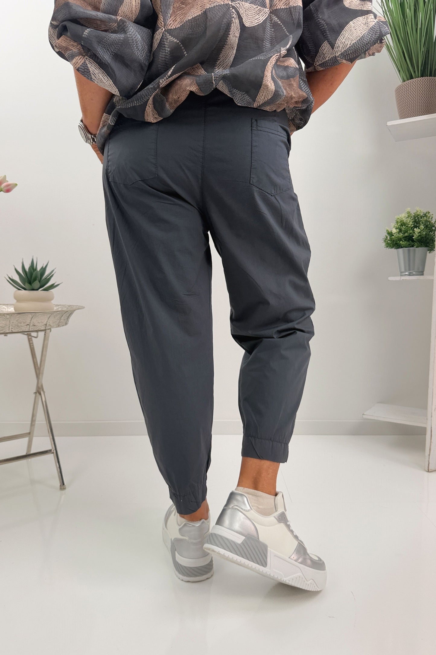 Moderne Jogpant in Grau (38-42)