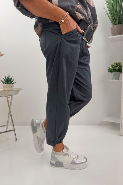 Moderne Jogpant in Grau (38-42)