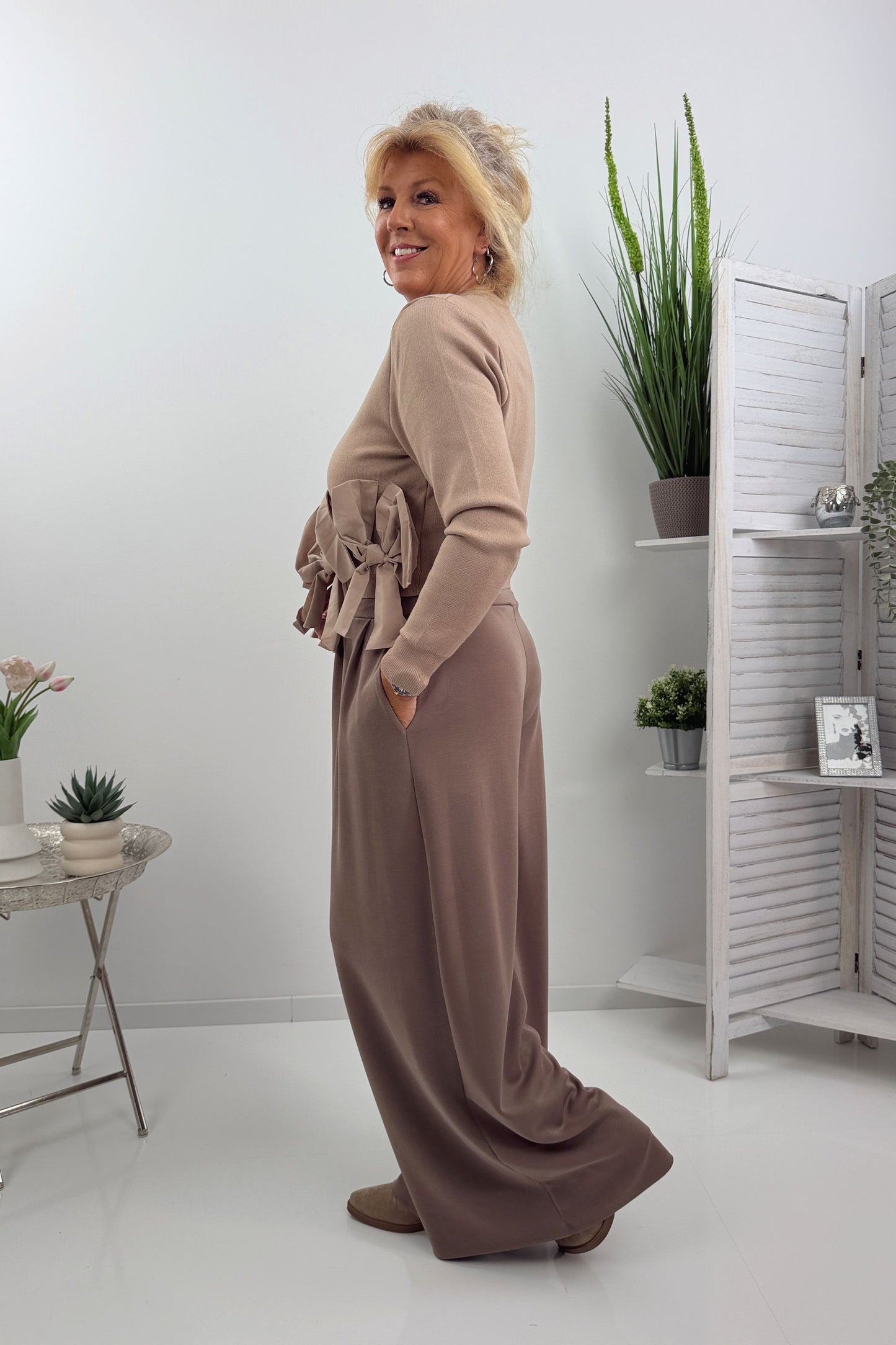 Gemütliche Strickjacke in Taupe (36-40)