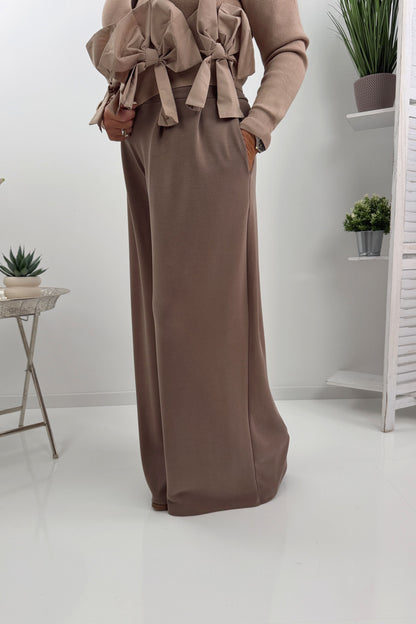 Moderne Hose in Taupe  (38-42)