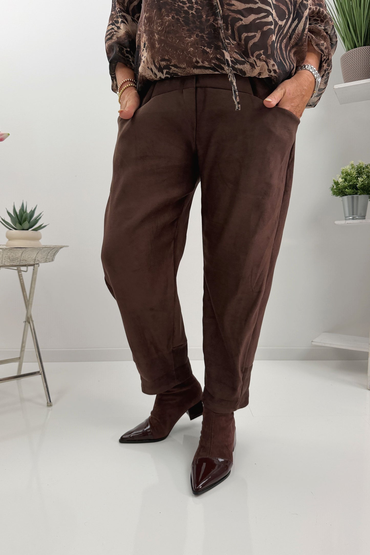 Waschvelours Lederhose in Schokofarben (38-42)