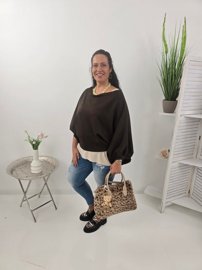 Lässiges Sweatshirt in warmem Schoko mit femininem U-Boot-Ausschnitt (36-42+)