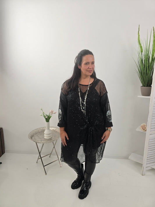 Ausgefallenes Shirt in klassischem Schwarz mit markanter Netzoptik (40-48 )