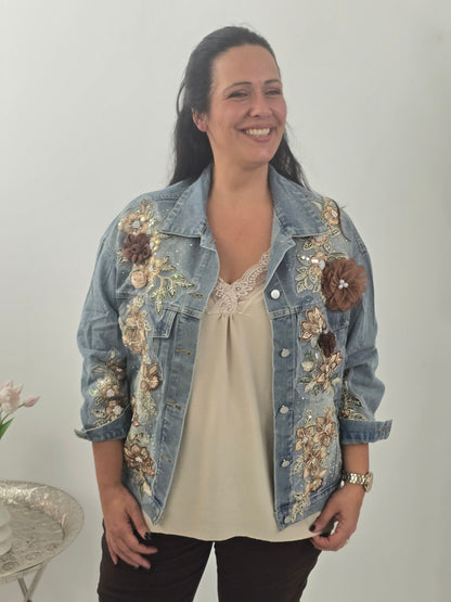 Ausgefallene Jeansjacke in Light Blue mit Braun-Beige-Akzenten (40-44)