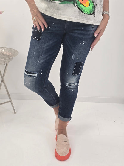 Modische Jeans in Dark Blue mit auffälligen Dots ( L:38-40, XL:42)