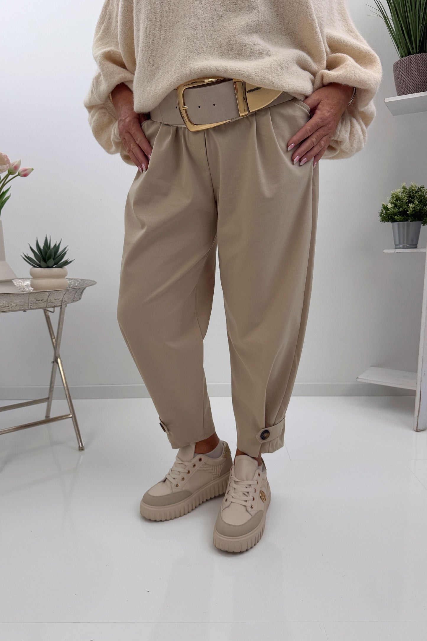 Stilvolle Hose in Beige (38-42/44)