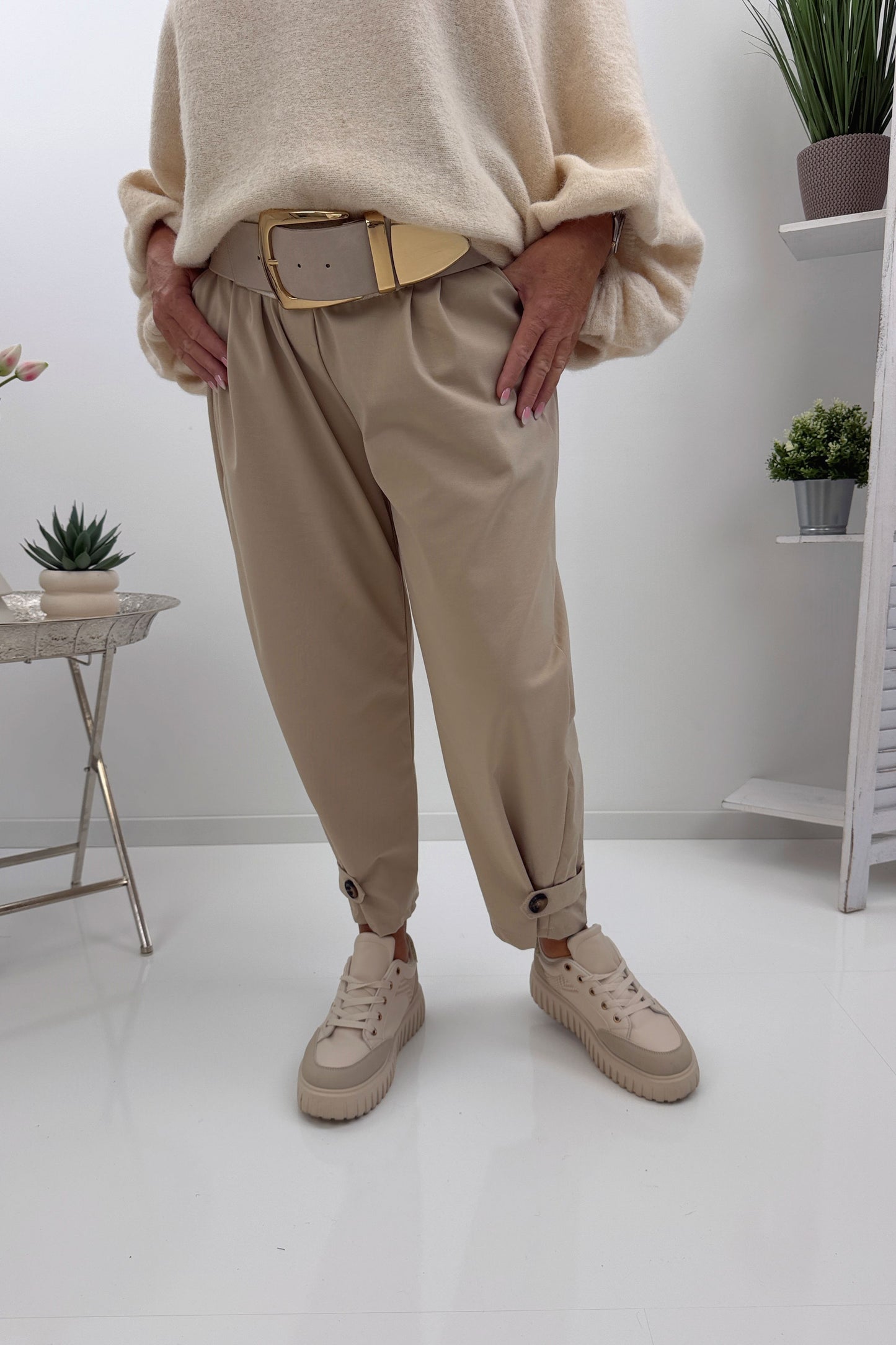 Stilvolle Hose in Beige (38-42/44)